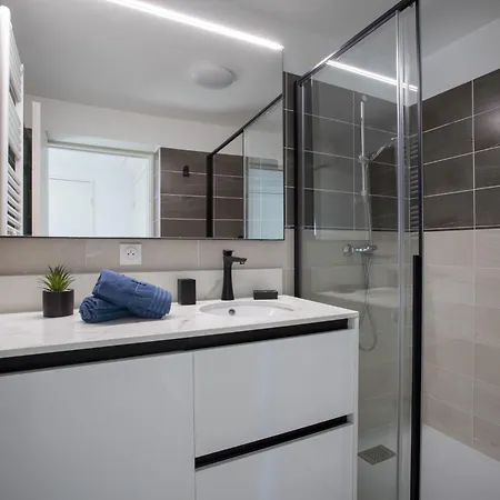 Le Grey Pearl By Interhome